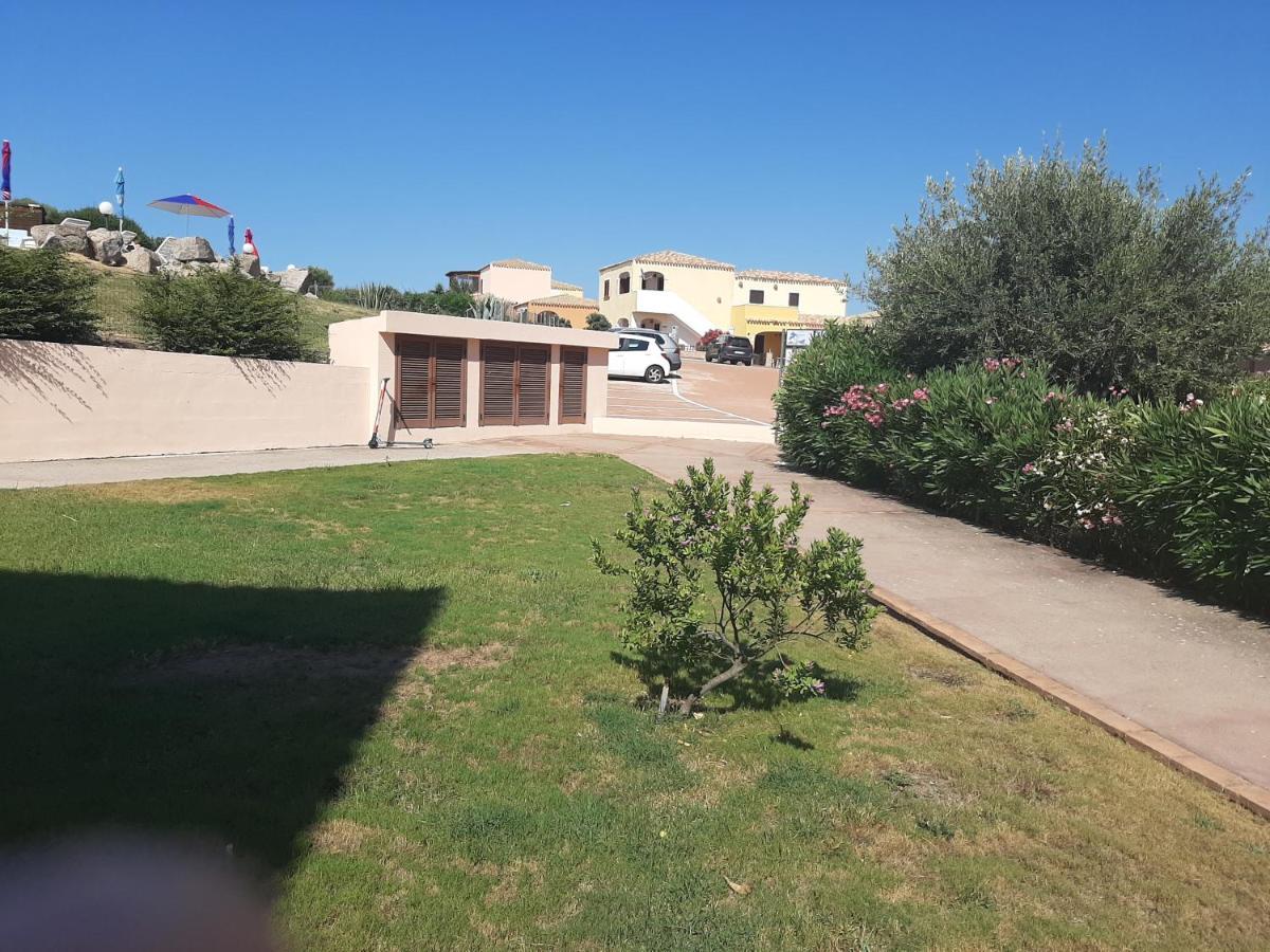 Appartamento Residence Mirice Vignola Mare Aglientu Casa Giorgia Eksteriør billede