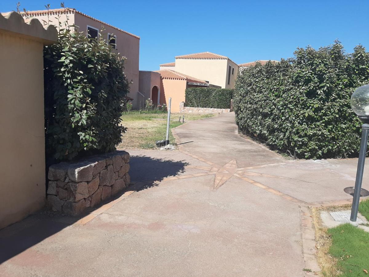 Appartamento Residence Mirice Vignola Mare Aglientu Casa Giorgia Eksteriør billede