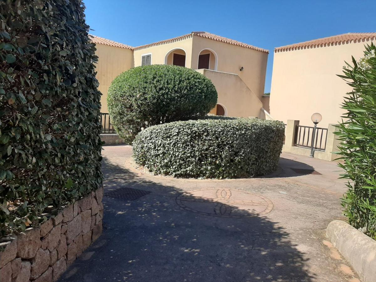 Appartamento Residence Mirice Vignola Mare Aglientu Casa Giorgia Eksteriør billede